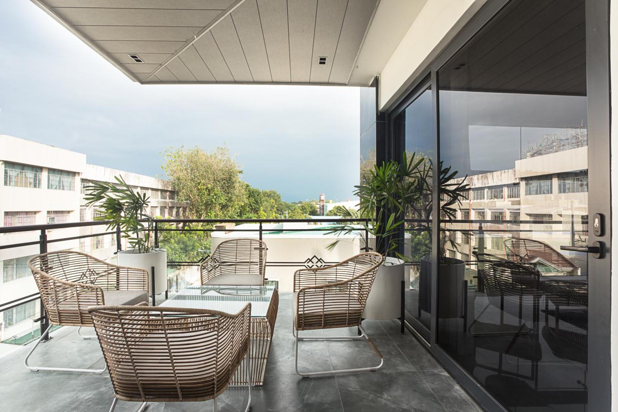 Stonehill Suites バコロ エクステリア 写真